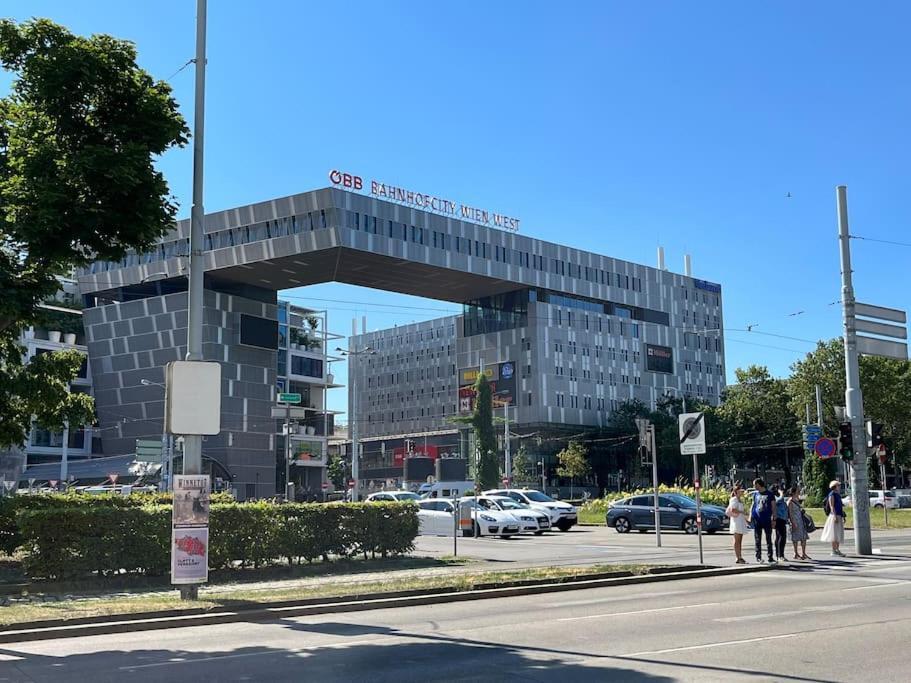 Urban I Modern I Stylish I Smart Apartment Wien